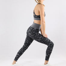 Load image into Gallery viewer, Women&#39;s Black Camouflage Seamless High waisted Gym Leggings